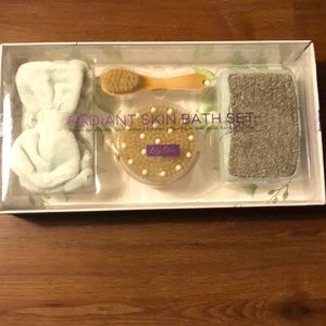 Lily Eden 4Pc Spa Set- 🛁